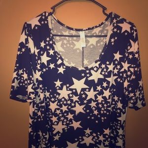 LulaRoe Large Perfect T